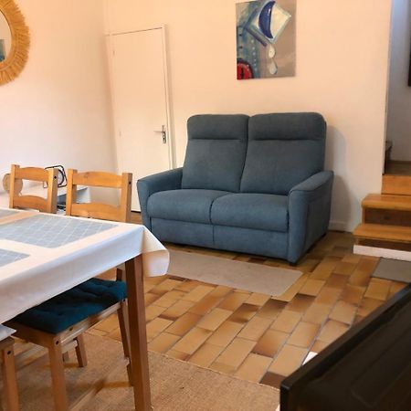 Petite maison avec terrasse Jurançon Extérieur photo