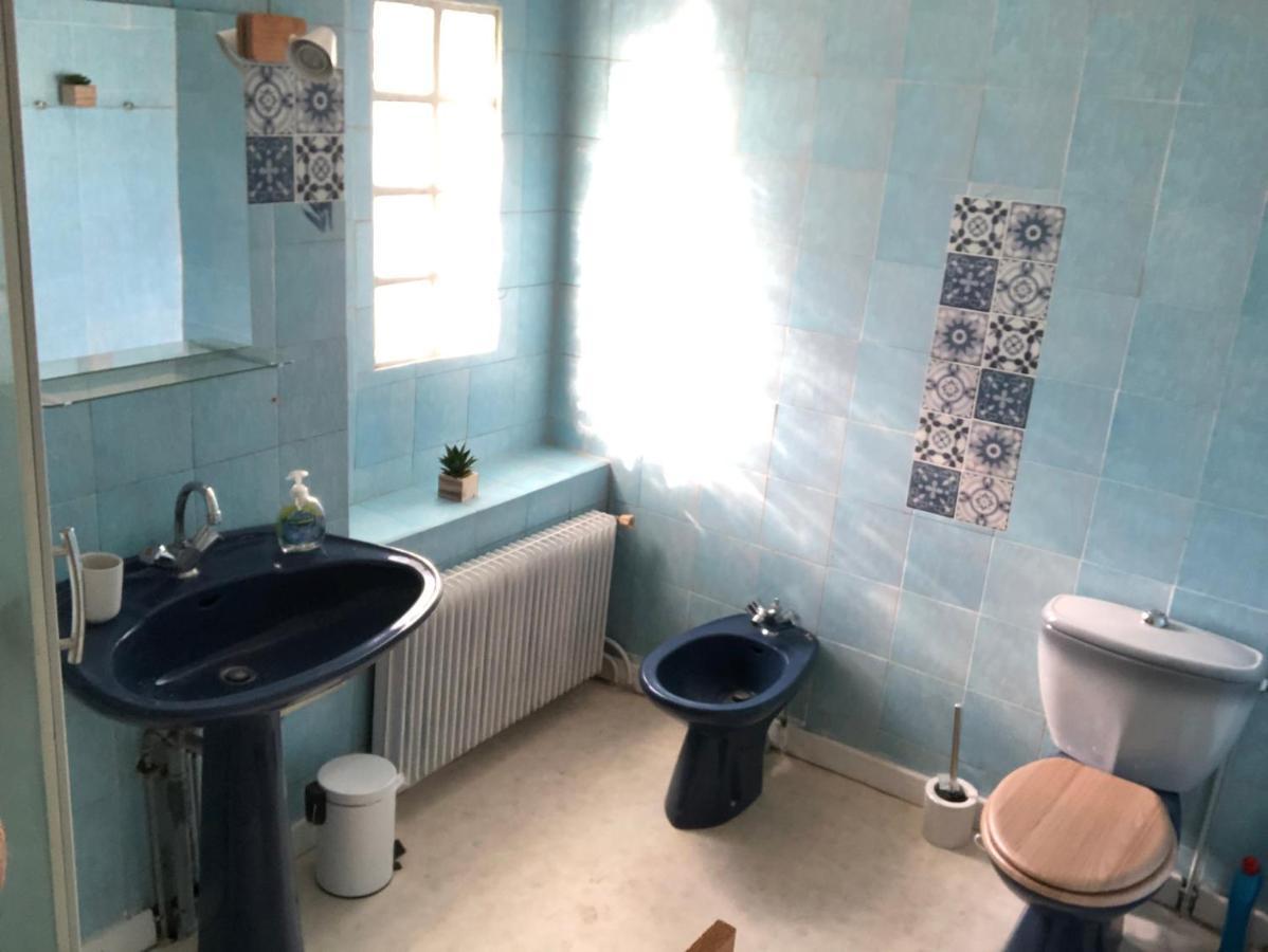 Petite maison avec terrasse Jurançon Extérieur photo