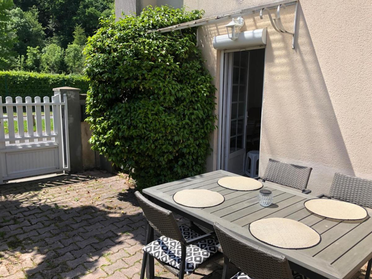 Petite maison avec terrasse Jurançon Extérieur photo